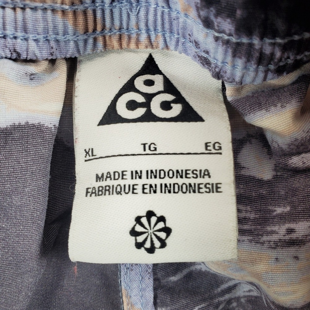Nike ACG Shorts Men XL Marble Tie Dye Nylon Trail Gorpcore Purple Tan DH7149-540 - Picture 7 of 9